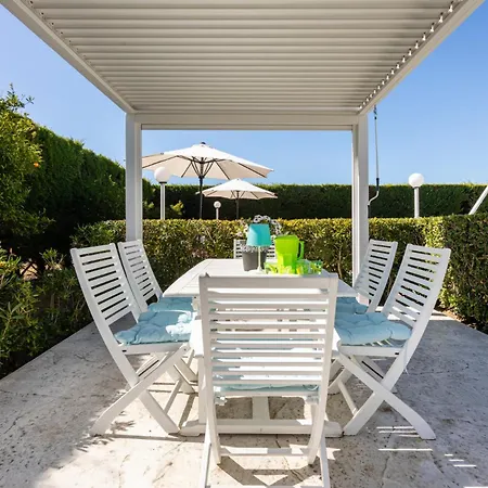 Villa Serena With Lovely Private Pool