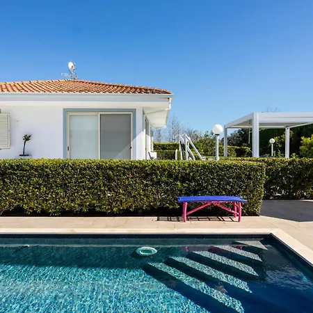 Villa Serena With Lovely Private Pool *