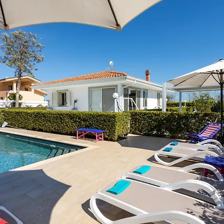 Villa Serena With Lovely Private Pool *